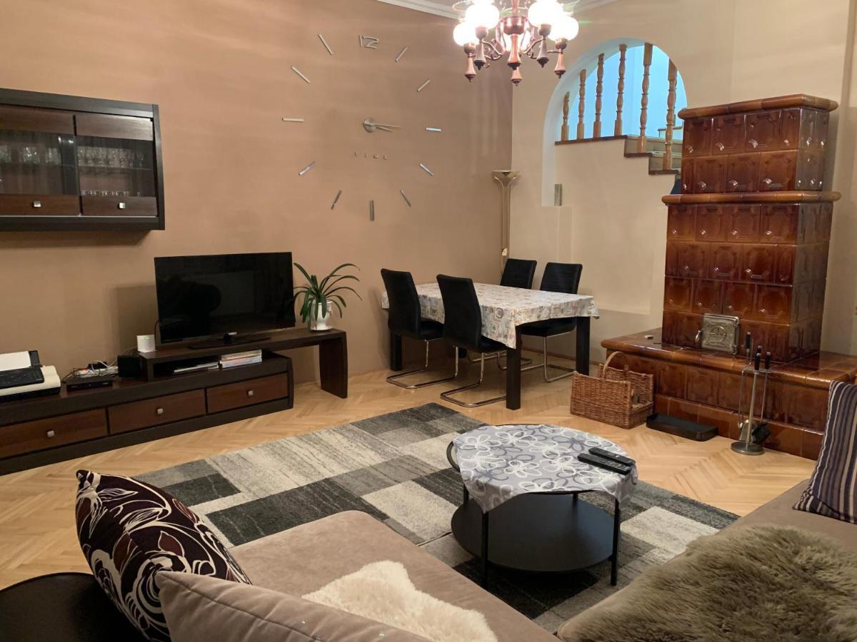Bakonyi Mamutfenyő Vendégház Tés Extérieur photo