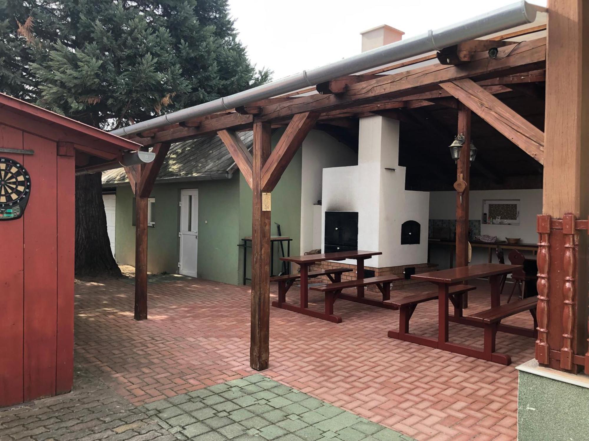 Bakonyi Mamutfenyő Vendégház Tés Extérieur photo