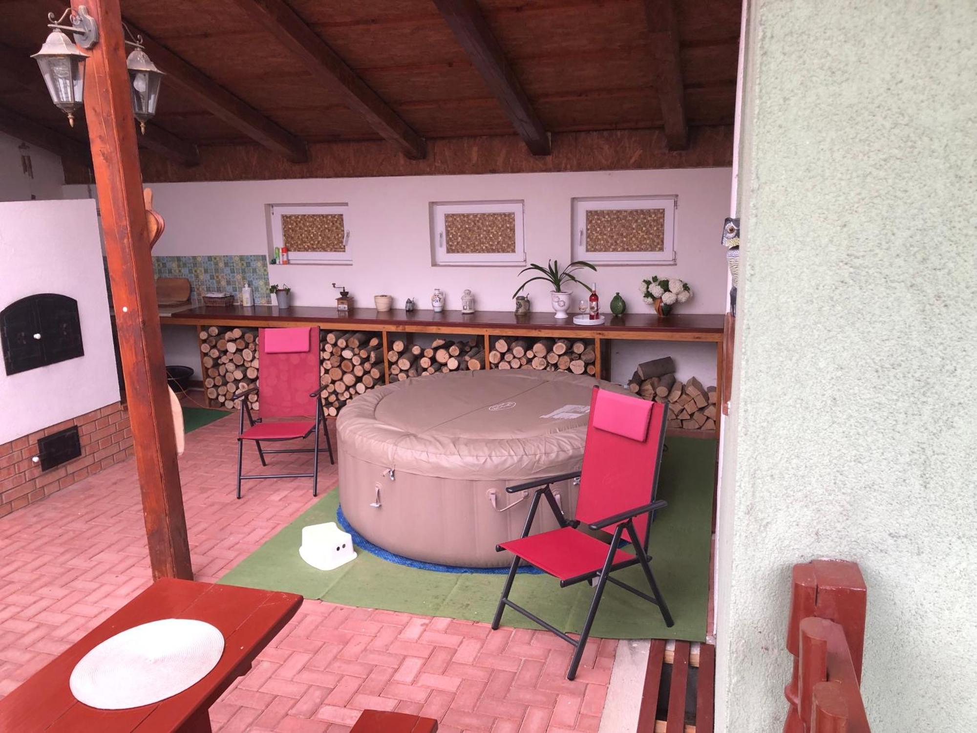 Bakonyi Mamutfenyő Vendégház Tés Extérieur photo